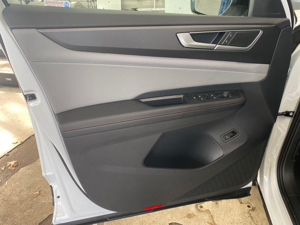 new 2026 Volkswagen Atlas car, priced at $50,957