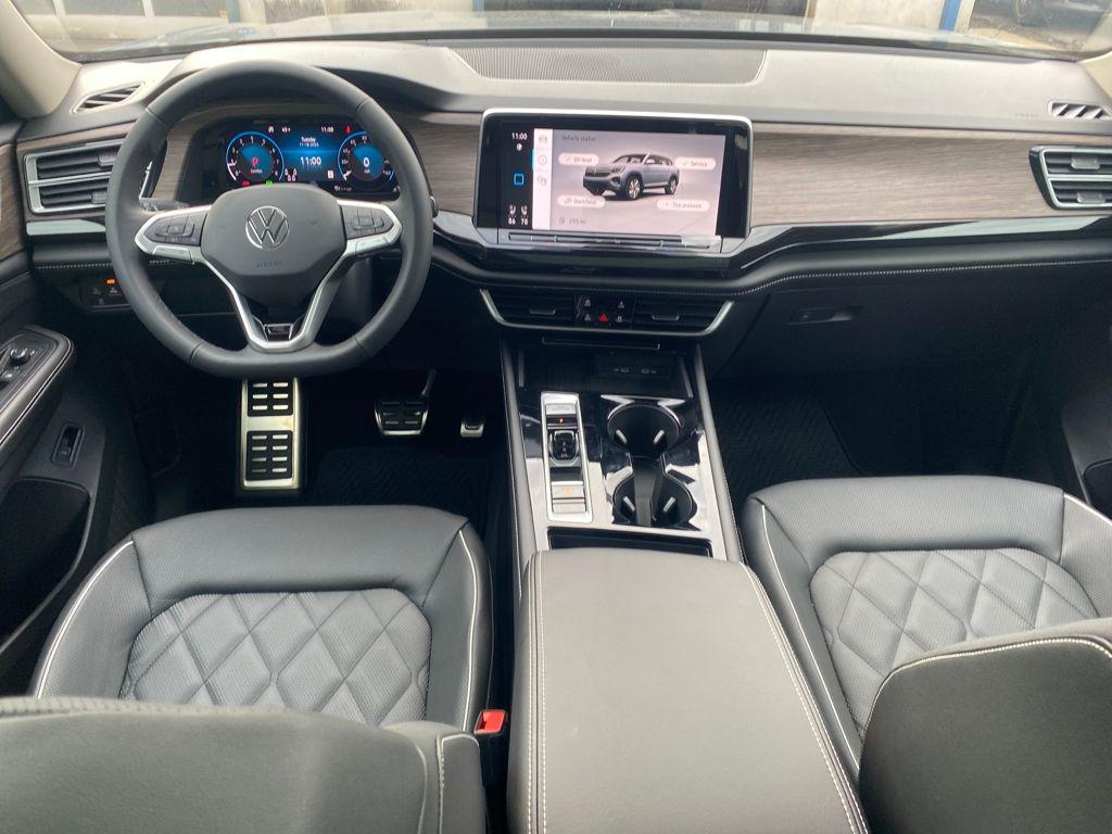 new 2026 Volkswagen Atlas car, priced at $58,628