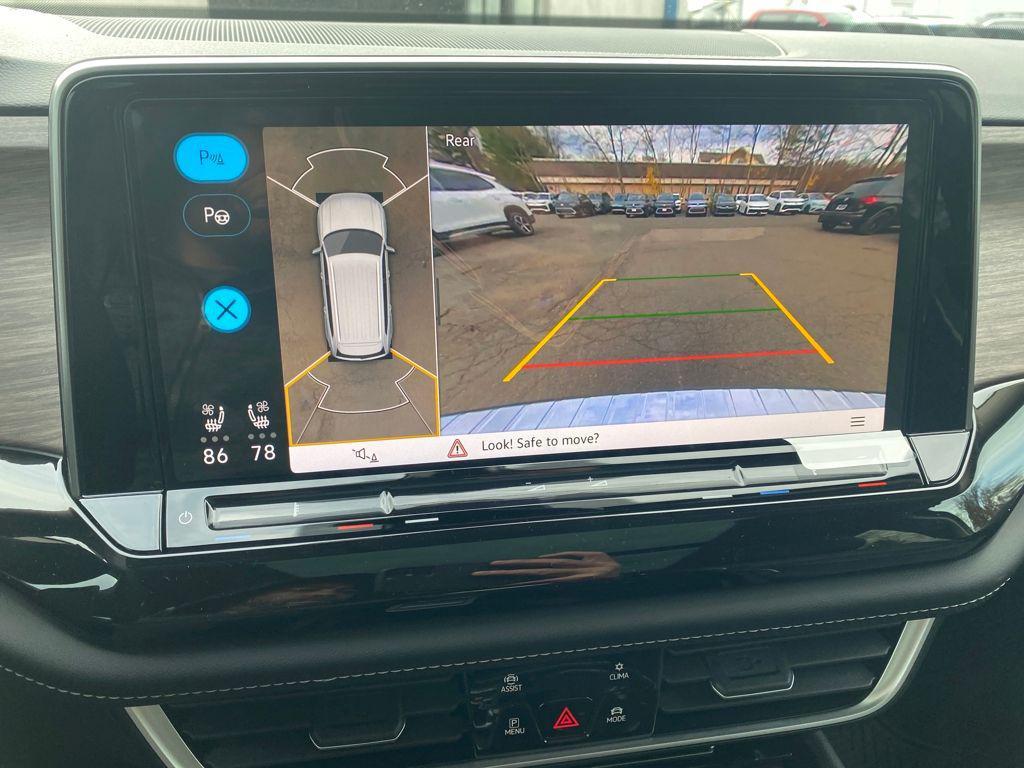 new 2026 Volkswagen Atlas car, priced at $58,628