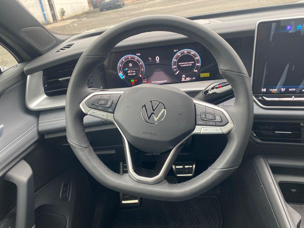 new 2026 Volkswagen Tiguan car, priced at $41,907