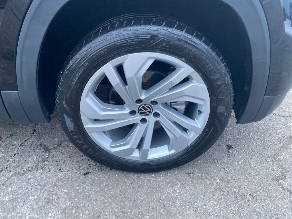 used 2023 Volkswagen Atlas car, priced at $28,998