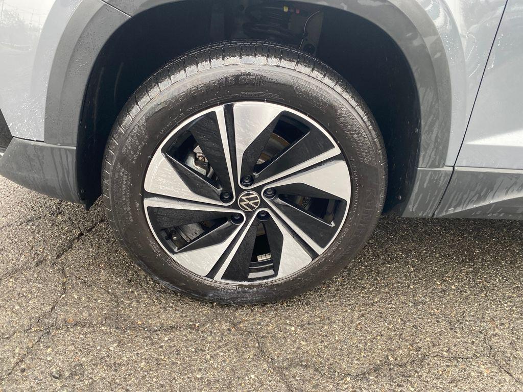 used 2024 Volkswagen Taos car, priced at $22,997