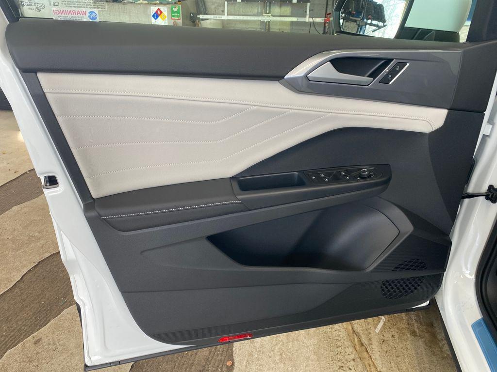 new 2026 Volkswagen Taos car, priced at $38,492