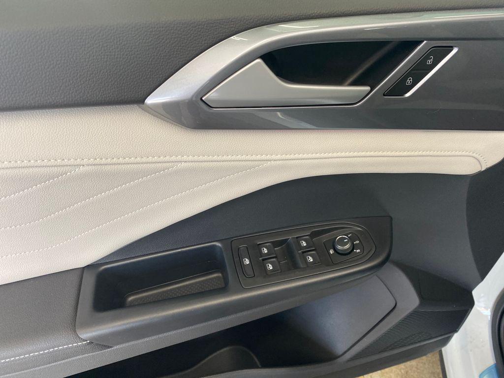 new 2026 Volkswagen Taos car, priced at $38,492