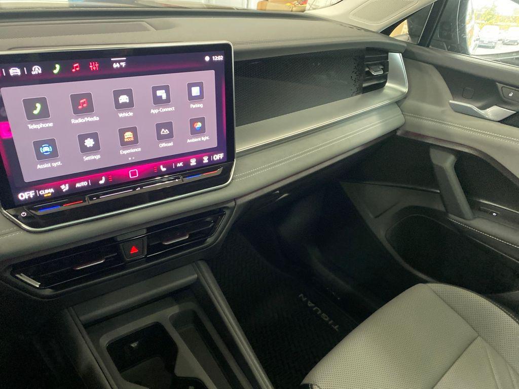 new 2026 Volkswagen Tiguan car, priced at $38,492