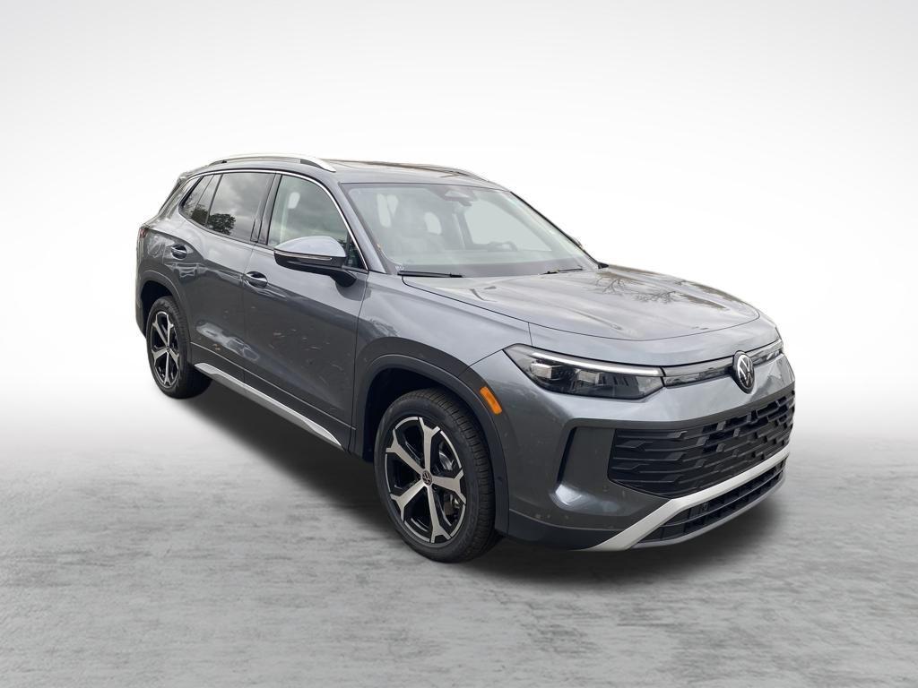 new 2026 Volkswagen Tiguan car, priced at $38,492