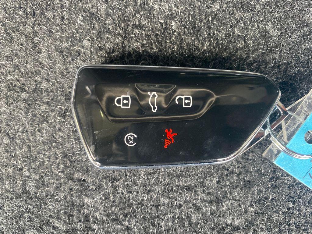 new 2026 Volkswagen Atlas car, priced at $49,075