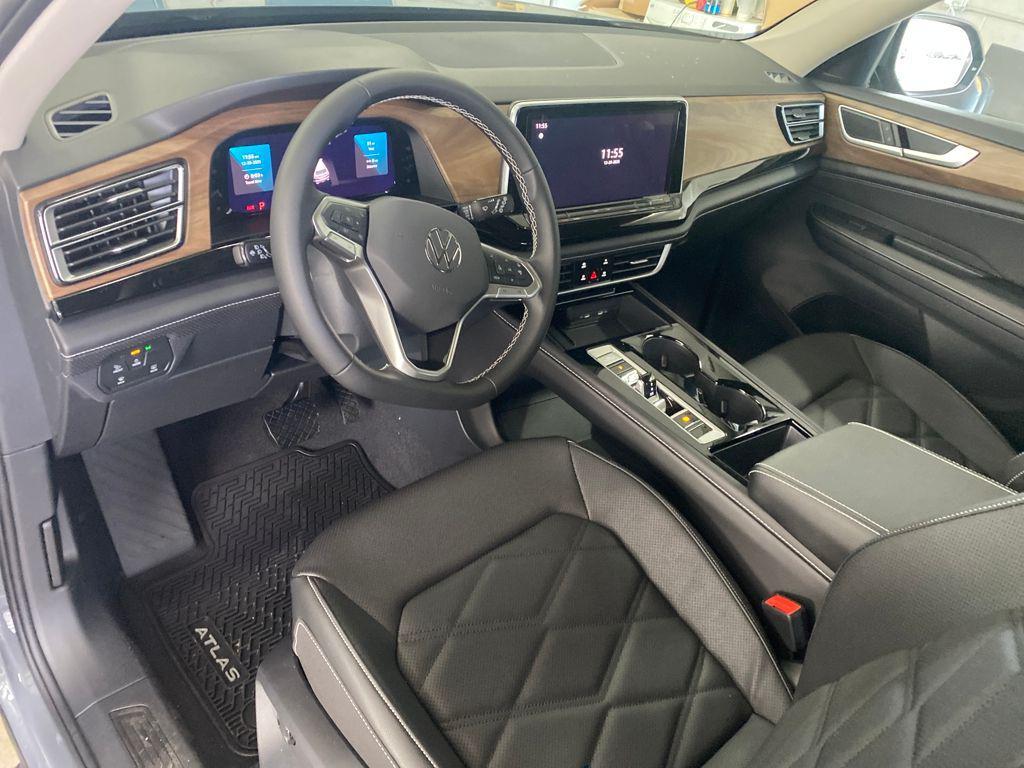 new 2026 Volkswagen Atlas car, priced at $49,075