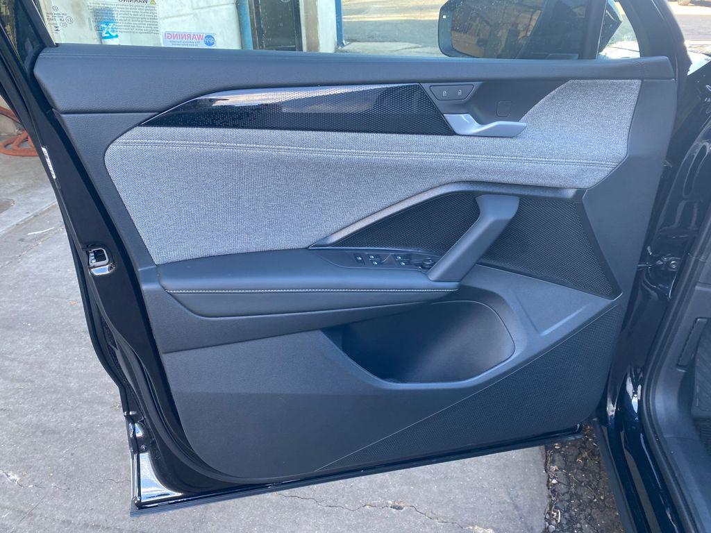 new 2026 Volkswagen Tiguan car, priced at $34,381