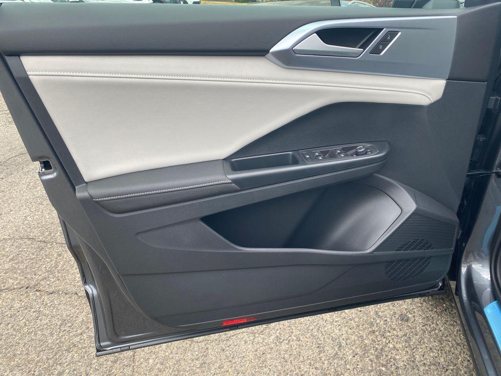 new 2025 Volkswagen Taos car, priced at $32,932