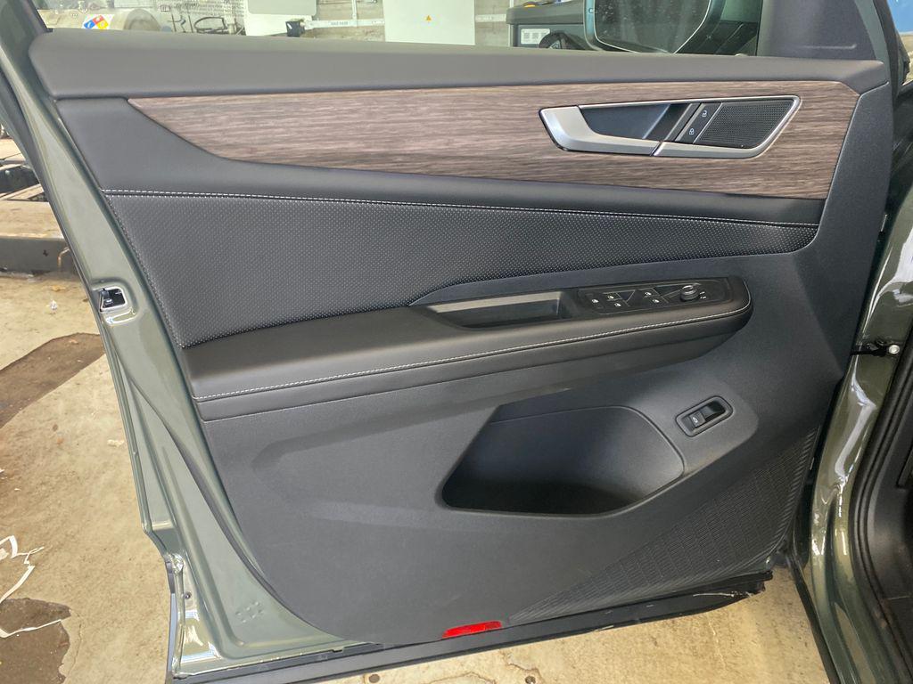 new 2026 Volkswagen Atlas car, priced at $53,254