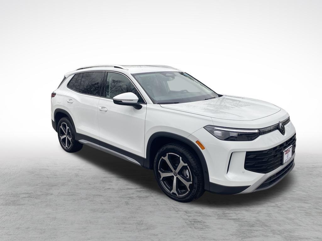 new 2026 Volkswagen Tiguan car, priced at $37,292