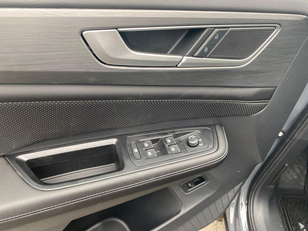 new 2026 Volkswagen Atlas Cross Sport car, priced at $49,288