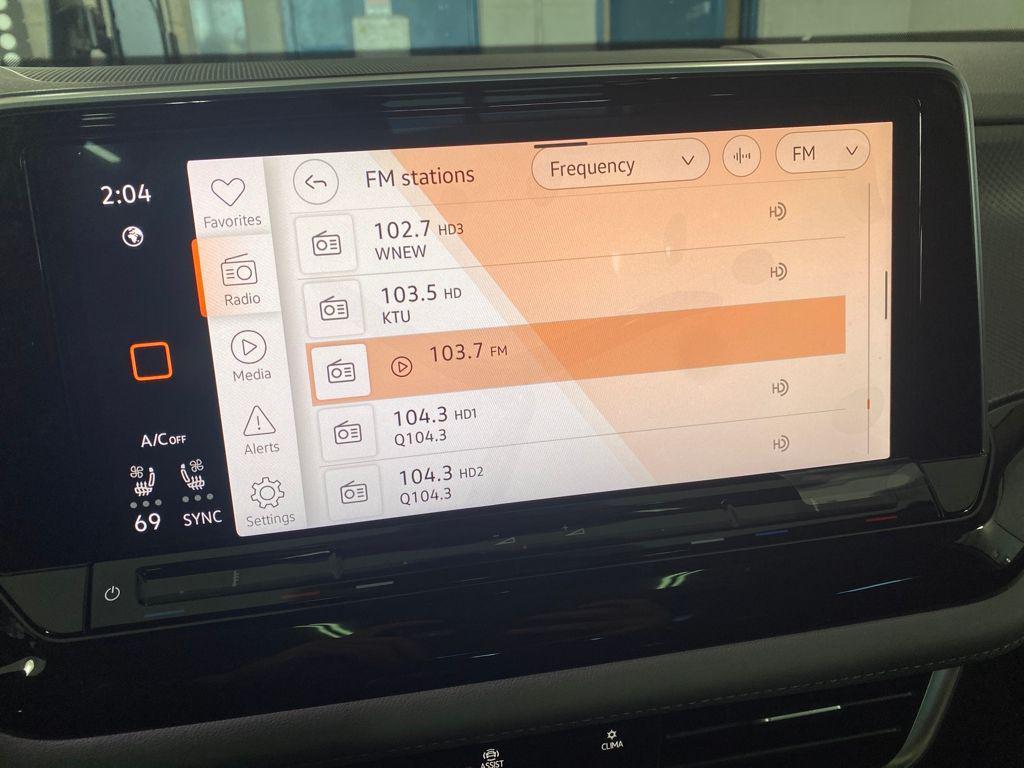 new 2026 Volkswagen Atlas car, priced at $51,004