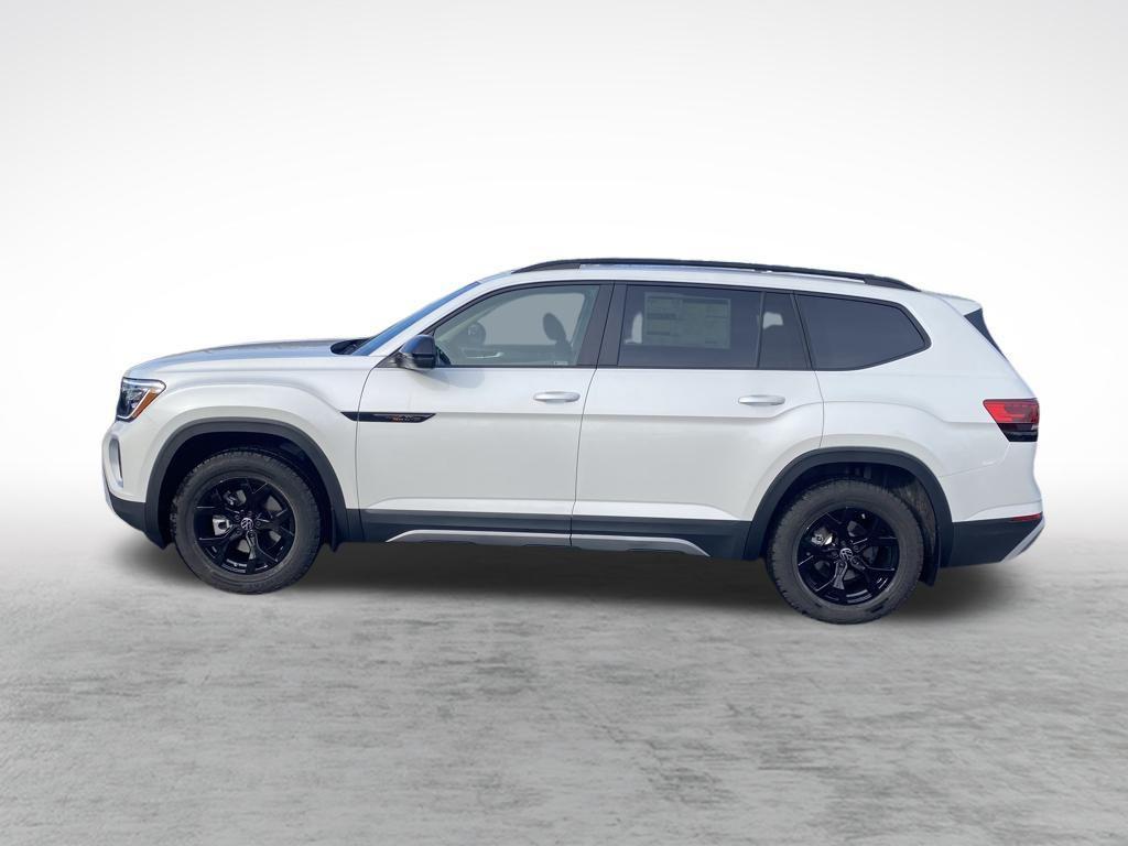 new 2026 Volkswagen Atlas car, priced at $51,004