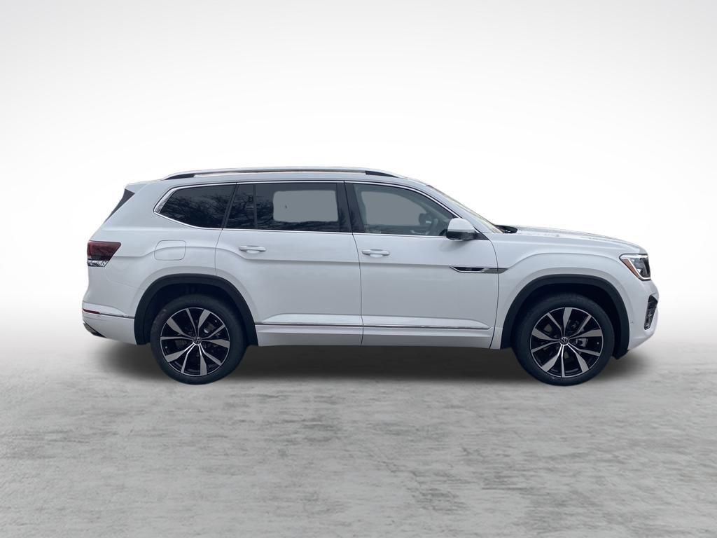 new 2026 Volkswagen Atlas car, priced at $58,628