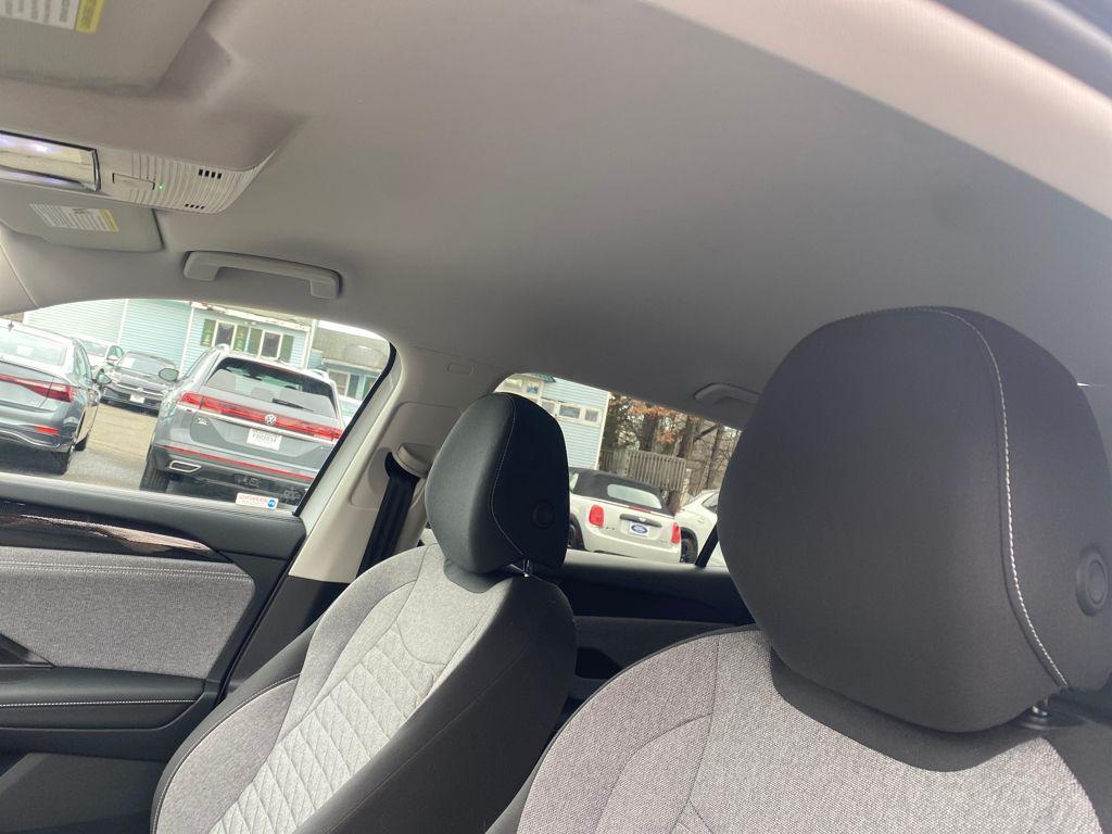 used 2025 Volkswagen Tiguan car, priced at $27,888