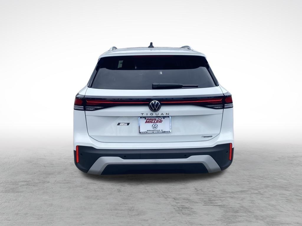 used 2025 Volkswagen Tiguan car, priced at $27,888
