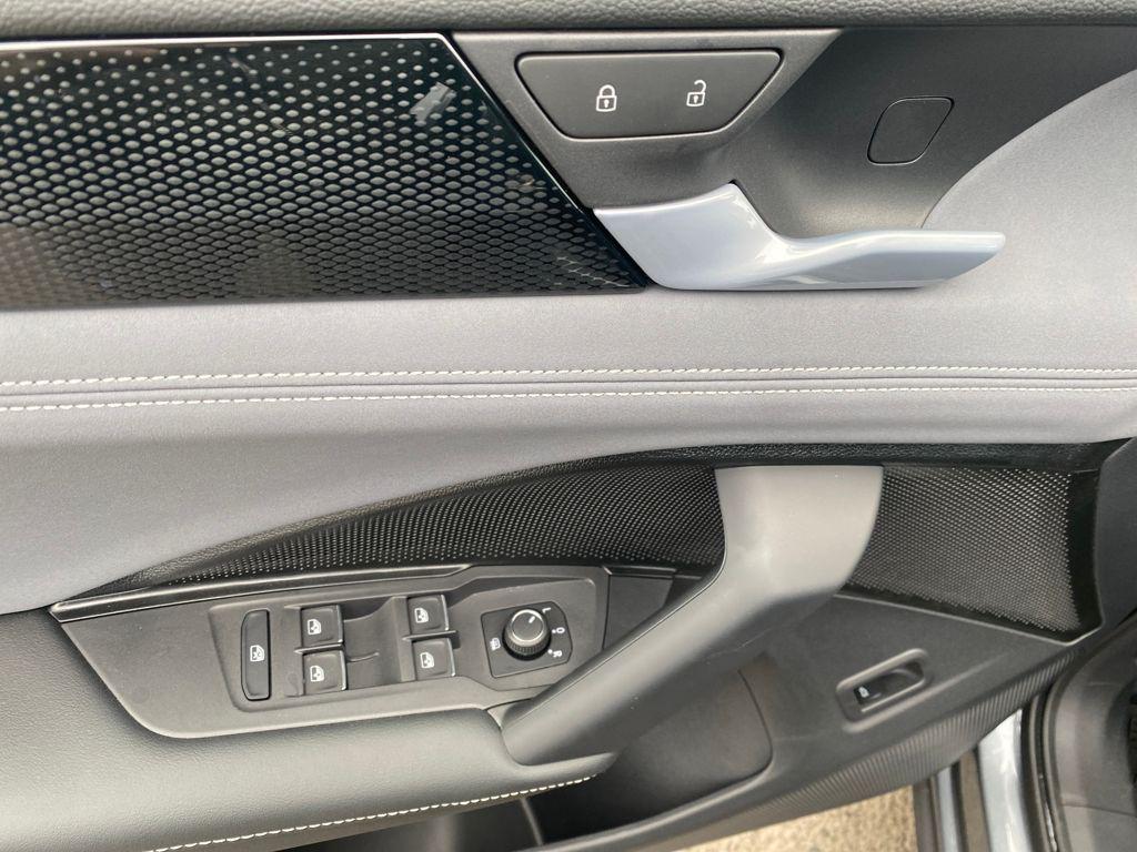 new 2026 Volkswagen Tiguan car, priced at $38,897