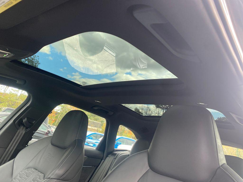 used 2022 Audi RS 6 Avant car, priced at $90,992