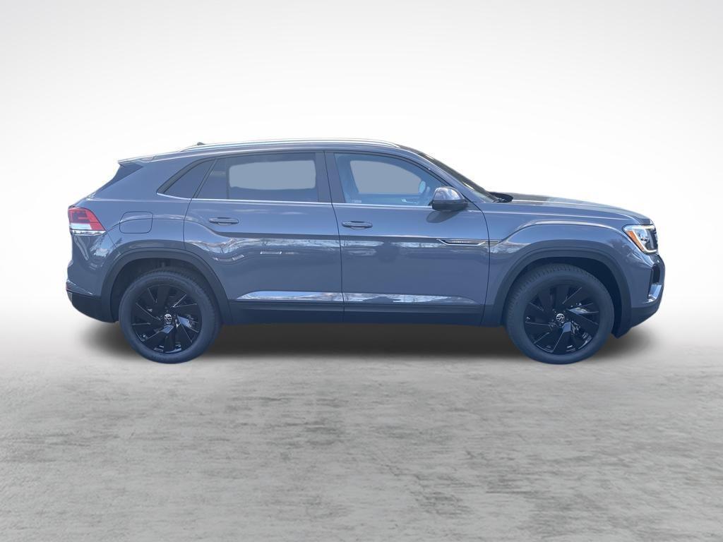 new 2026 Volkswagen Atlas Cross Sport car, priced at $49,312