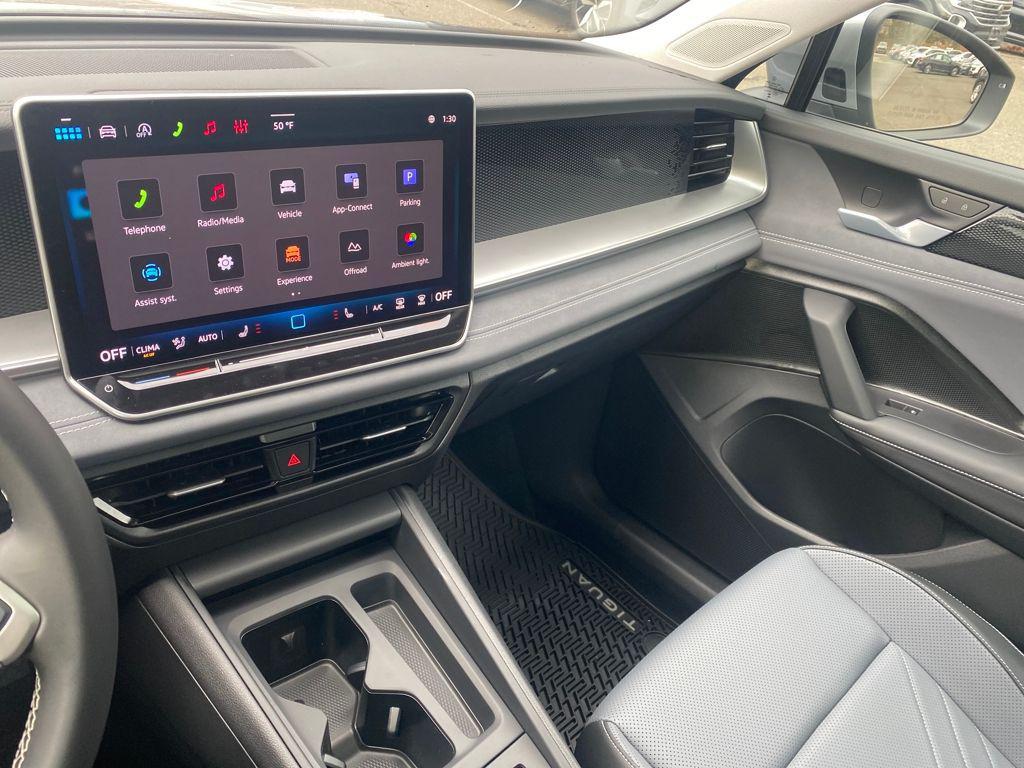 new 2026 Volkswagen Tiguan car, priced at $38,492