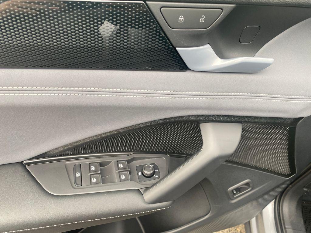 new 2026 Volkswagen Tiguan car, priced at $38,492