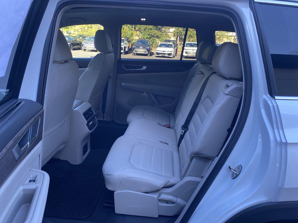 new 2026 Volkswagen Atlas car, priced at $52,671