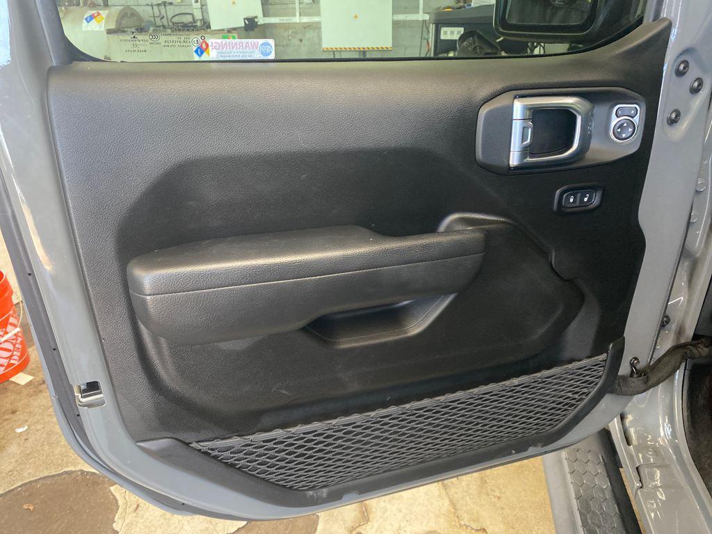 used 2022 Jeep Wrangler Unlimited car, priced at $27,982
