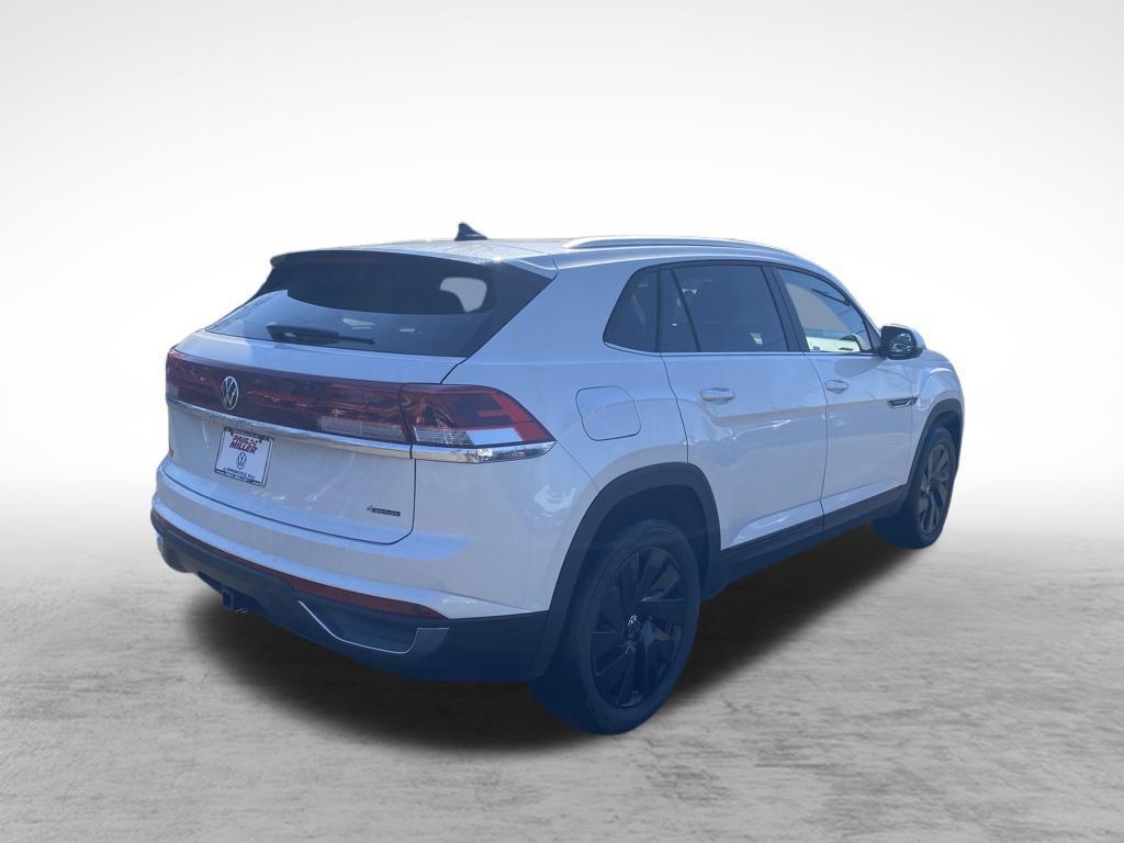 new 2026 Volkswagen Atlas Cross Sport car, priced at $49,627