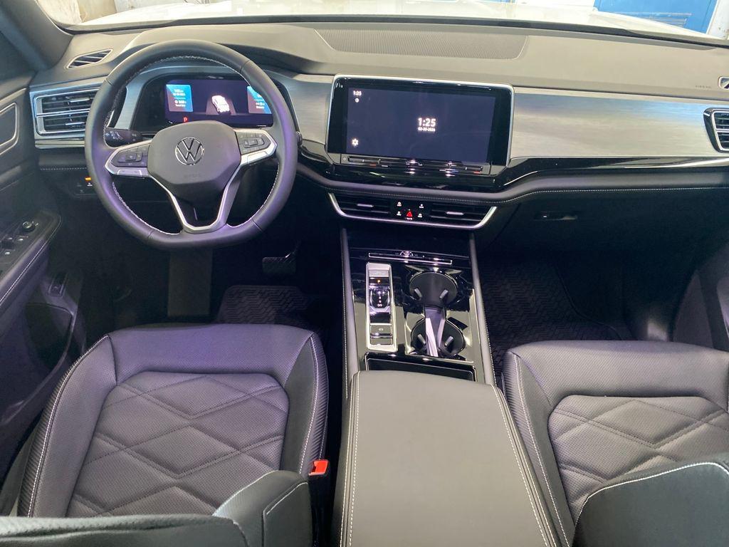 new 2026 Volkswagen Atlas Cross Sport car, priced at $49,627