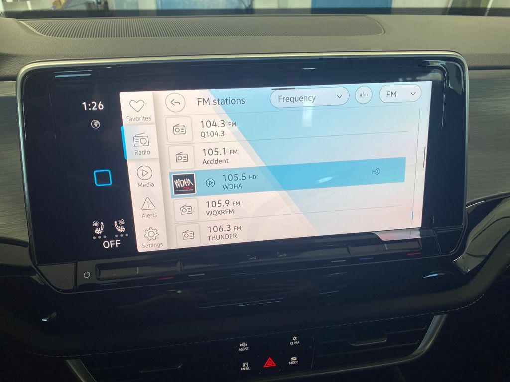 new 2026 Volkswagen Atlas Cross Sport car, priced at $49,627