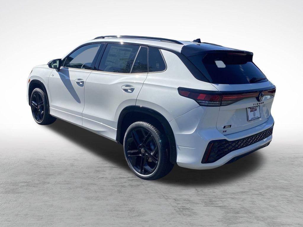 new 2025 Volkswagen Tiguan car, priced at $39,181