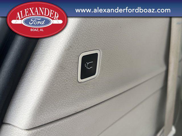 used 2021 Chrysler Pacifica car, priced at $18,994