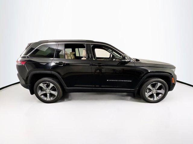 used 2023 Jeep Grand Cherokee car, priced at $35,114