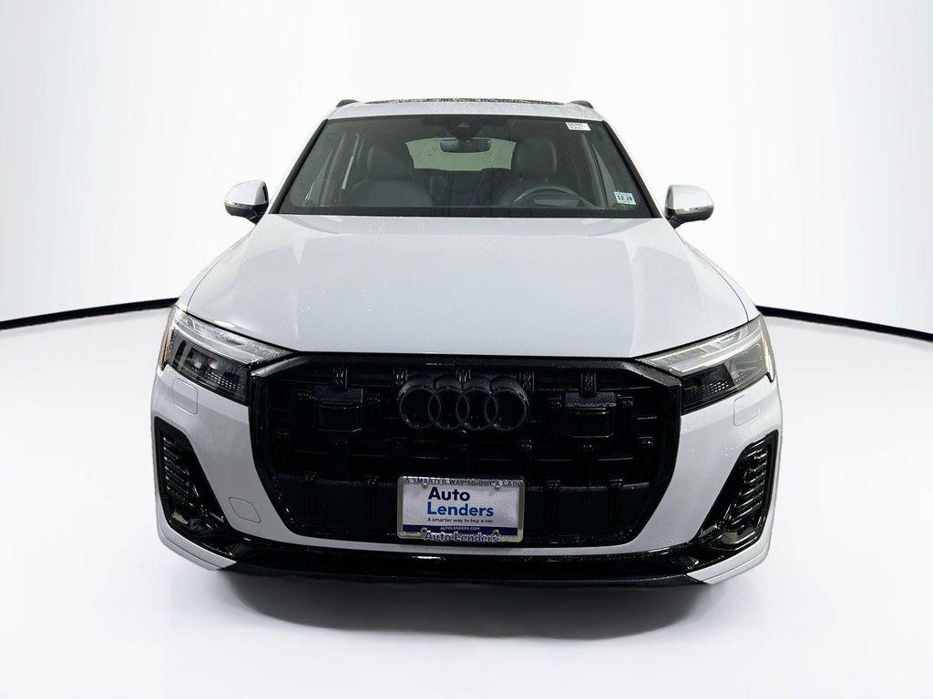 used 2025 Audi Q7 car, priced at $61,950