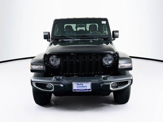used 2023 Jeep Gladiator car, priced at $35,697