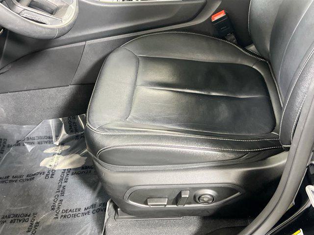 used 2023 Jeep Grand Cherokee car, priced at $31,506