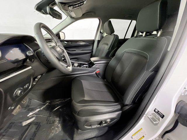 used 2023 Jeep Grand Cherokee car, priced at $28,340