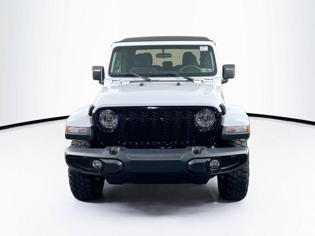 used 2023 Jeep Gladiator car, priced at $35,407
