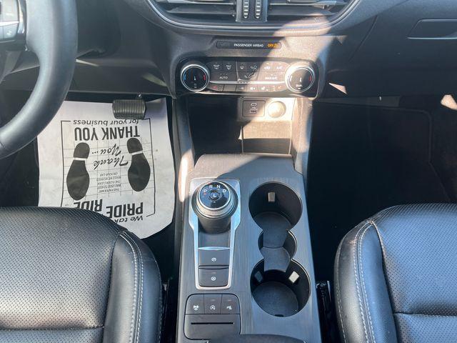 used 2022 Ford Escape car, priced at $22,613