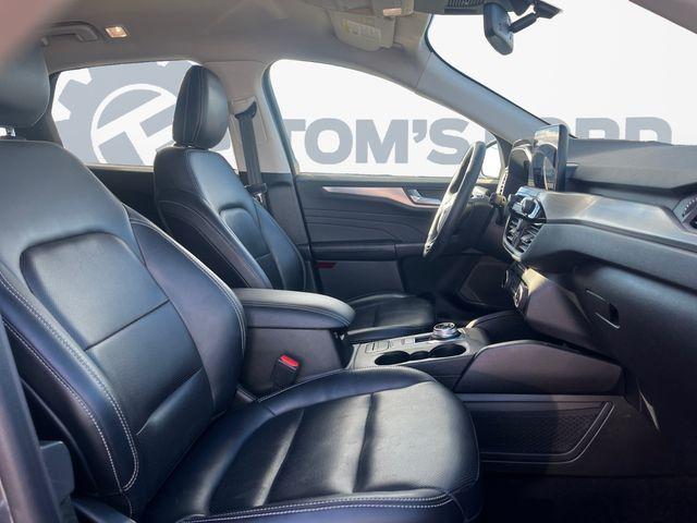 used 2022 Ford Escape car, priced at $22,613