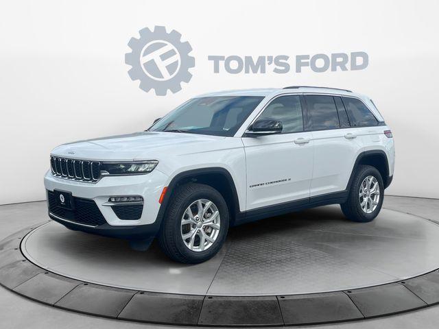 used 2023 Jeep Grand Cherokee car, priced at $24,673