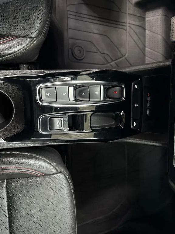 used 2023 Chevrolet Bolt EUV car, priced at $18,800