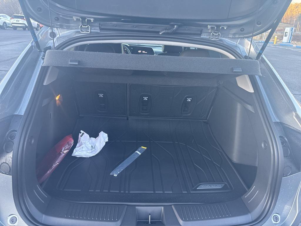 new 2026 Chevrolet Trax car, priced at $29,995