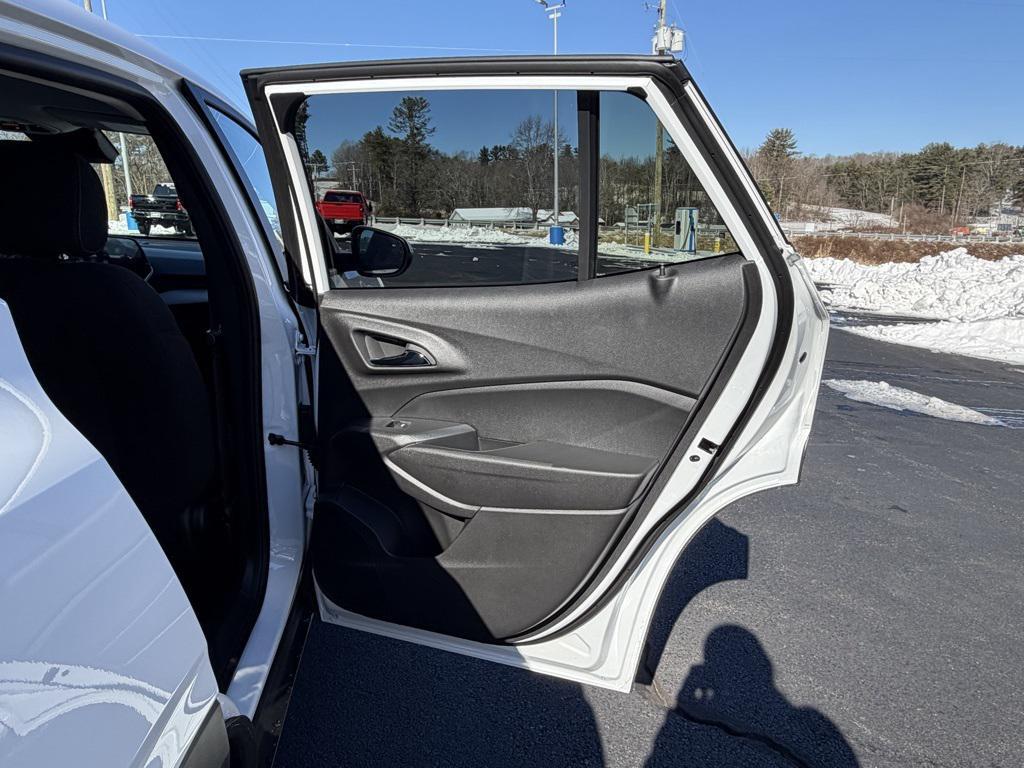 new 2026 Chevrolet Trax car, priced at $25,995