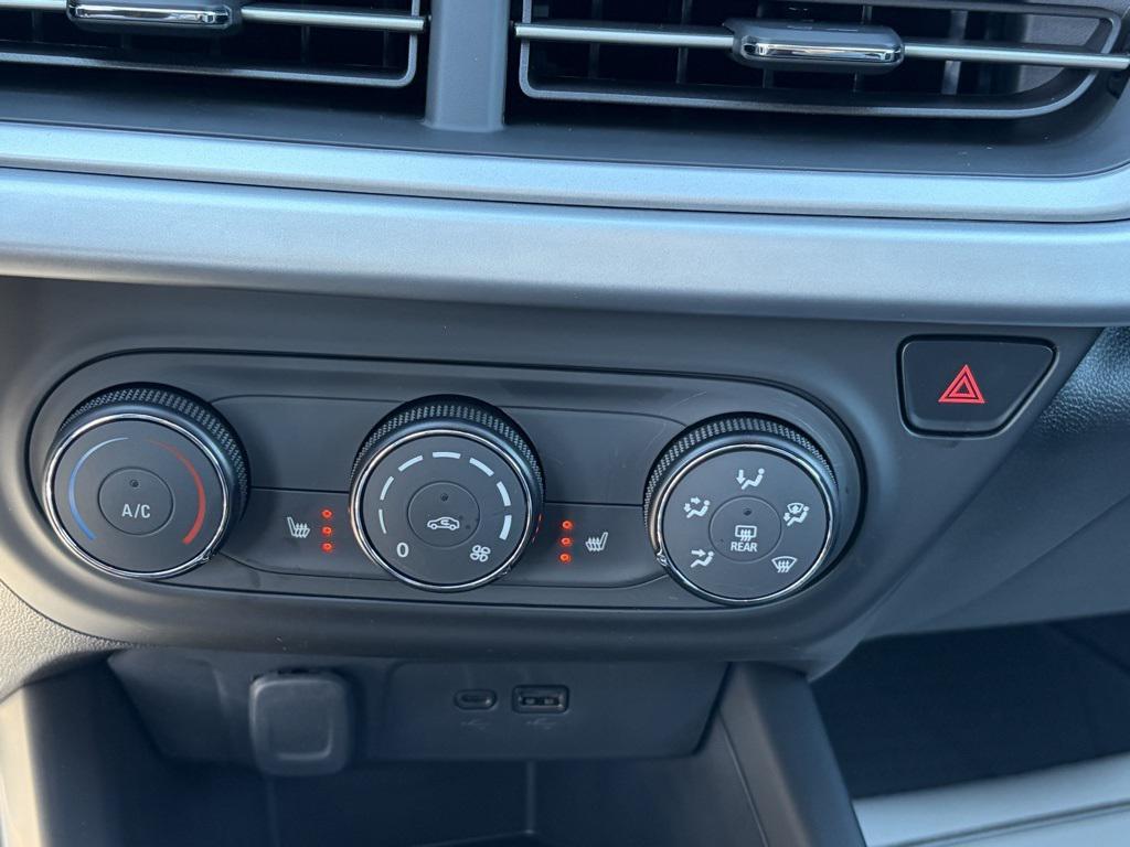 new 2026 Chevrolet Trax car, priced at $25,995