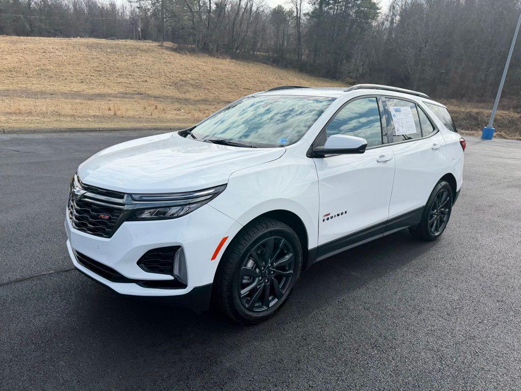 used 2024 Chevrolet Equinox car, priced at $26,157