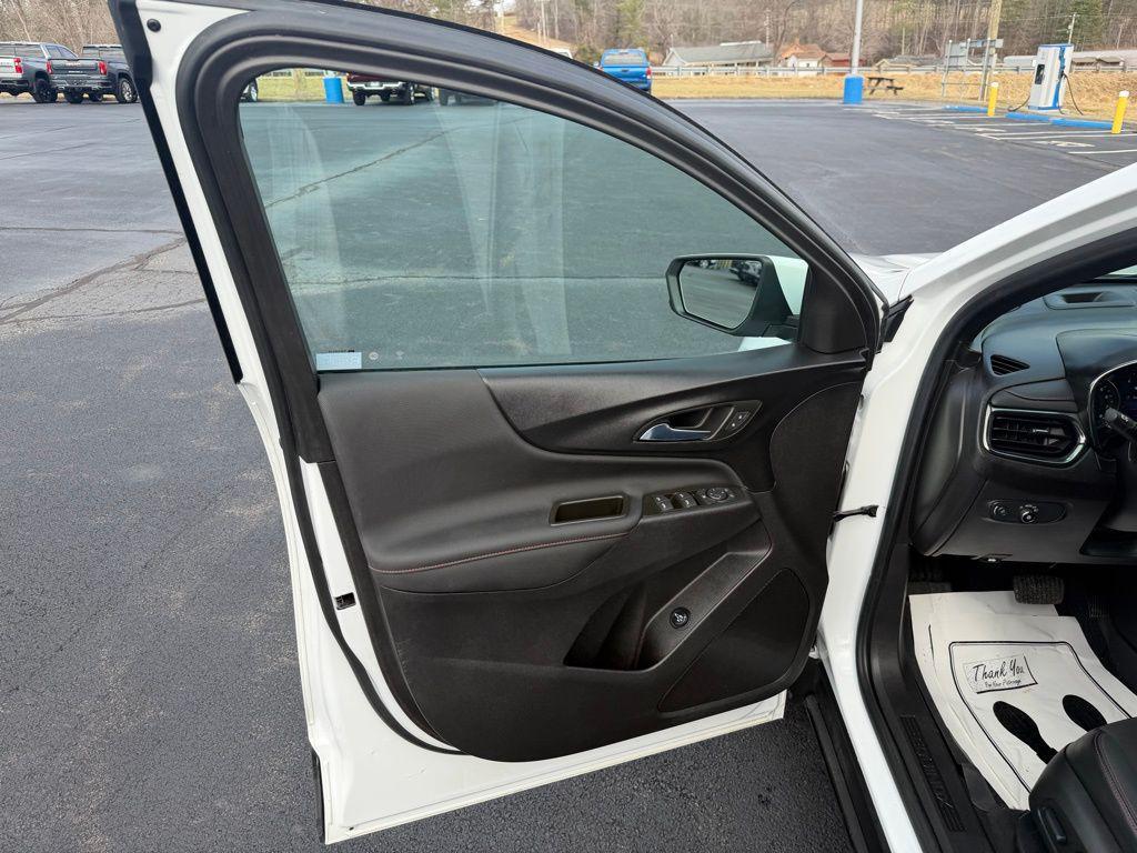 used 2024 Chevrolet Equinox car, priced at $26,157