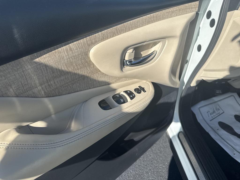 used 2023 Nissan Murano car, priced at $21,495